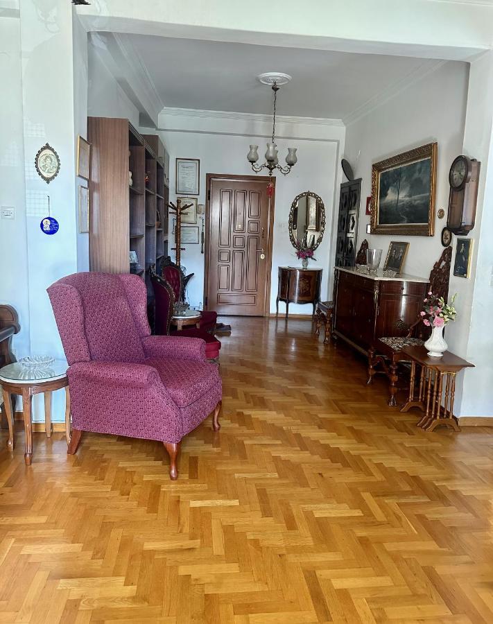 Vintage-style 2 Bedroom At Katechaki Διαμέρισμα